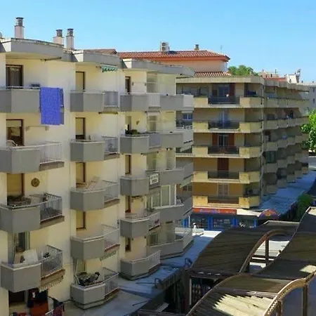 Bahia Dorada 2* סאלו