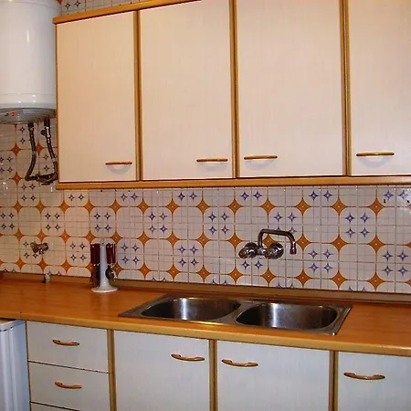 מלון Bahia Dorada 2*